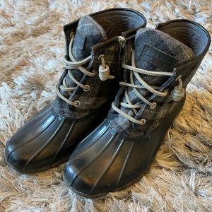 Sperry duck boots